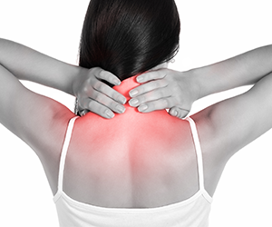 Giảm đau vai gáy bằng bấm huyệt