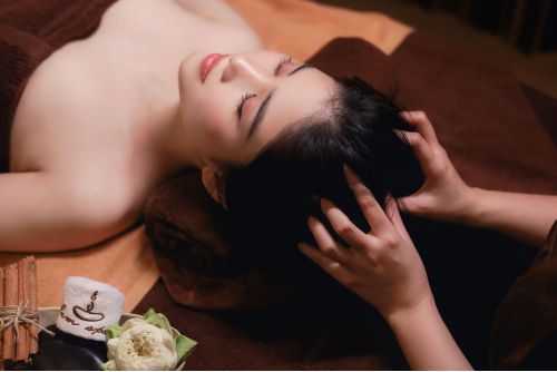 Bấm huyệt giảm stress